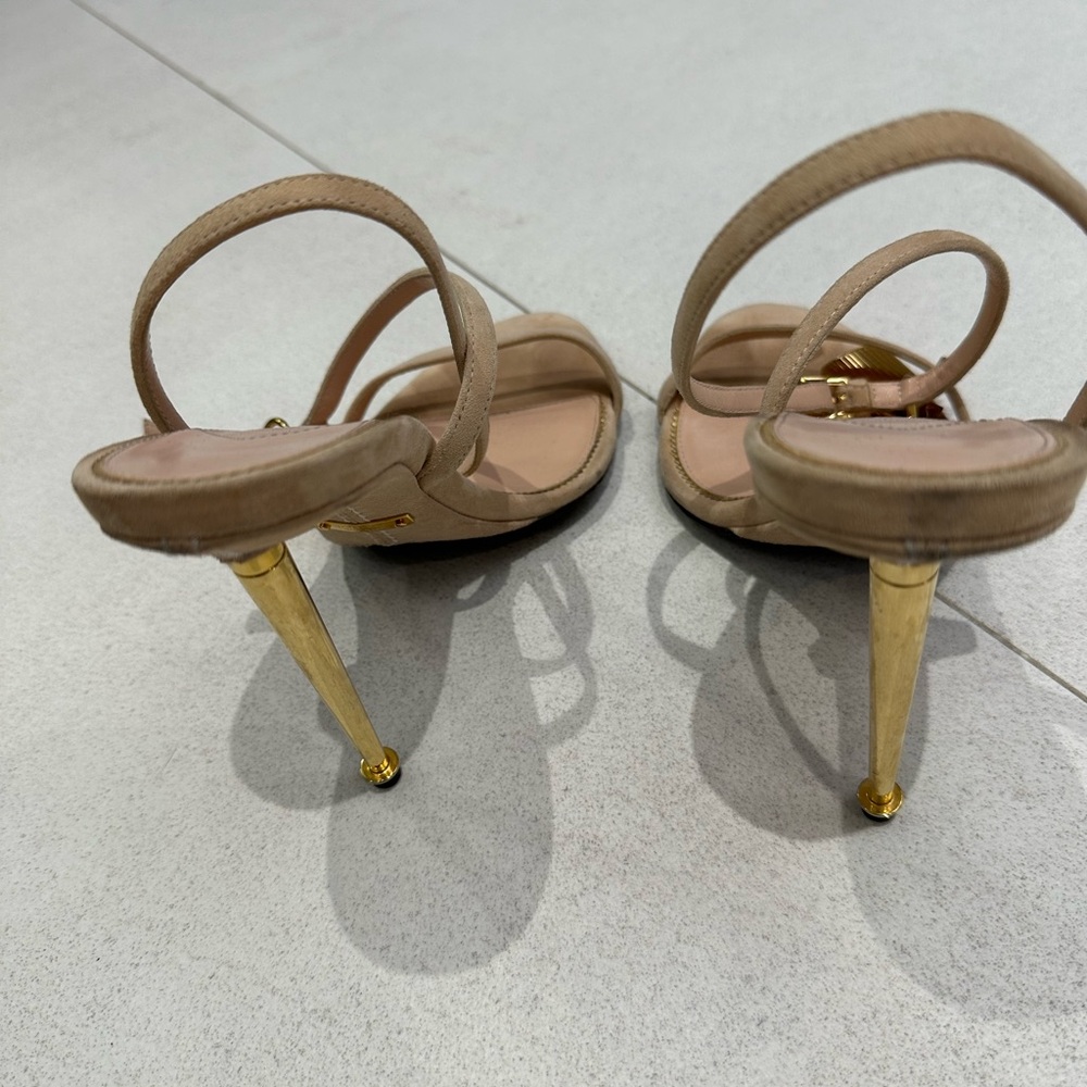 Tom Ford Nude Beige Suede Strappy Sandals with Gold Heel - Picture 4 of 5